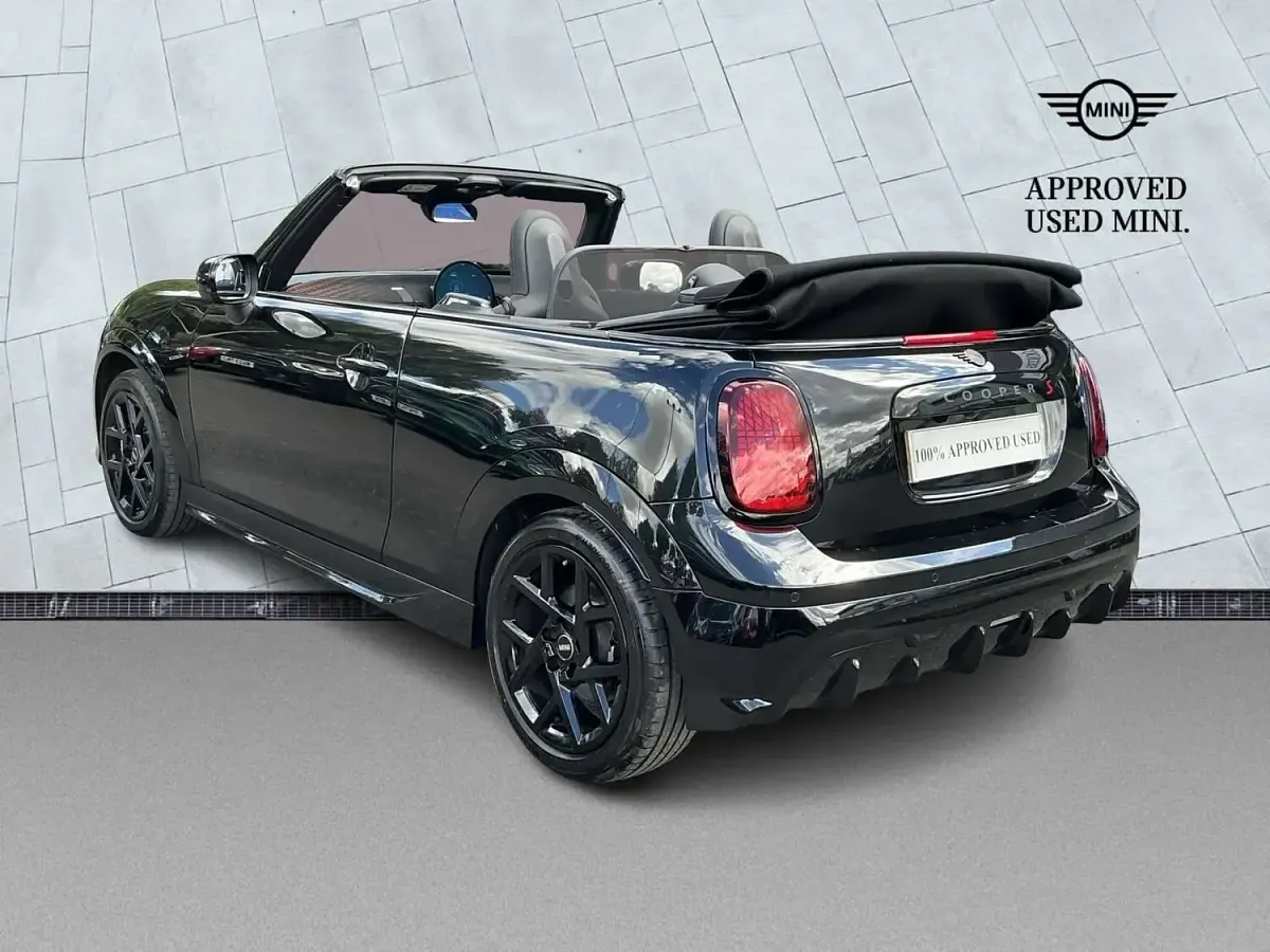 Used Mini Cooper Cabriolet Sport 201 HP (147 kW) 2025 Black Cabriolet