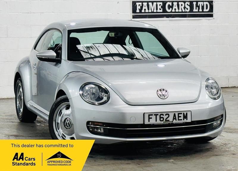 Used VW Beetle Design 105 HP (77 kW) 2012 Silver Hatchback