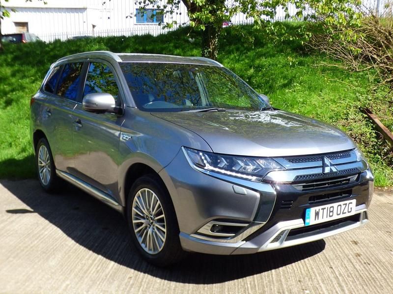 Used Mitsubishi Outlander P-HEV 2018 Grey SUV