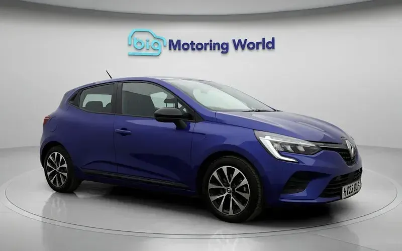 Used Renault Clio Evolution 145 HP (106 kW) 2023 Blue Hatchback