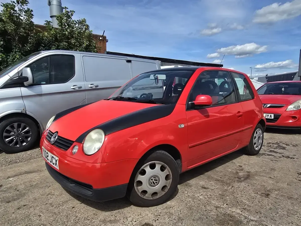 Used VW Lupo S 75 HP (55 kW) 2001 Red Hatchback