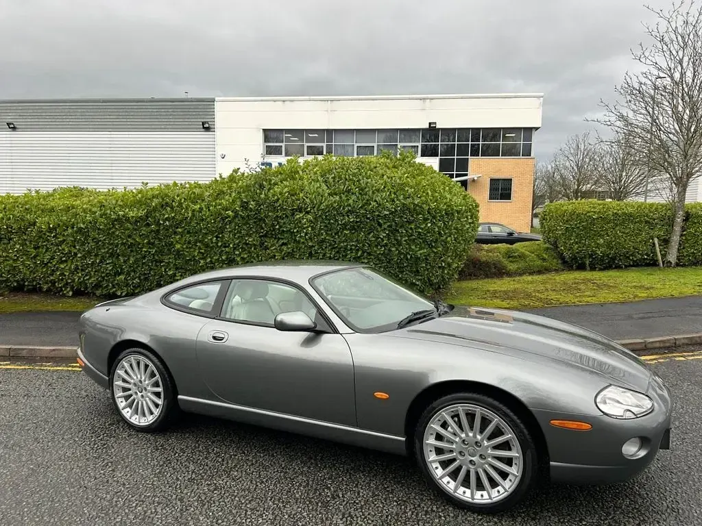 Used Jaguar XK8 S 300 HP (220 kW) 2006 Grey Coupe