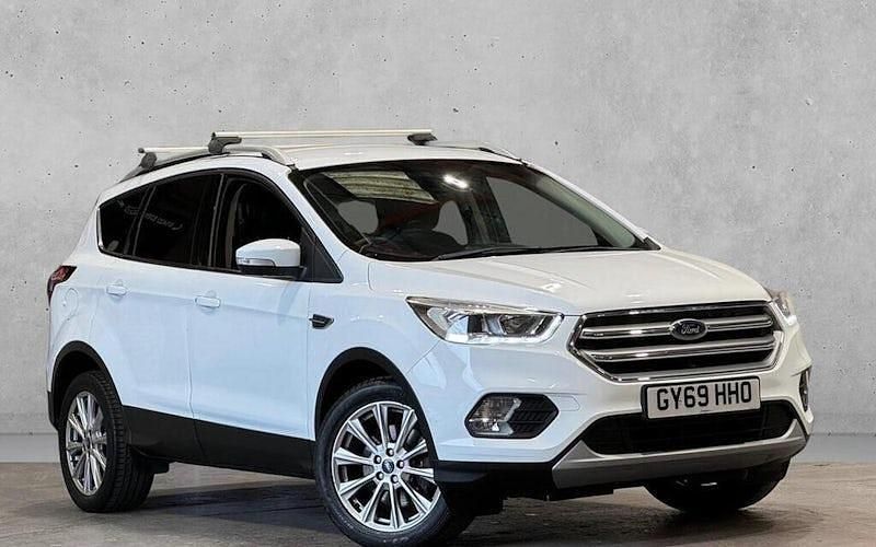 Used Ford Kuga Titanium 150 HP (110 kW) 2019 White SUV