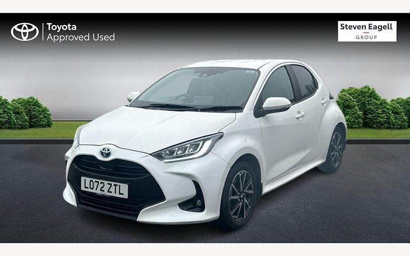 Used Toyota Yaris Hybrid Design 116 HP (85 kW) 2025 Hatchback