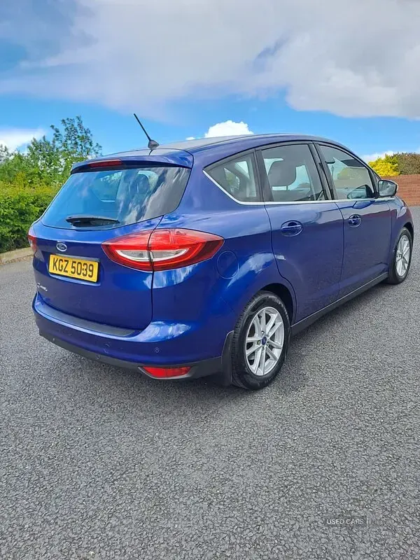 Used Ford C-MAX Zetec 125 HP (91 kW) 2018 Blue MPV
