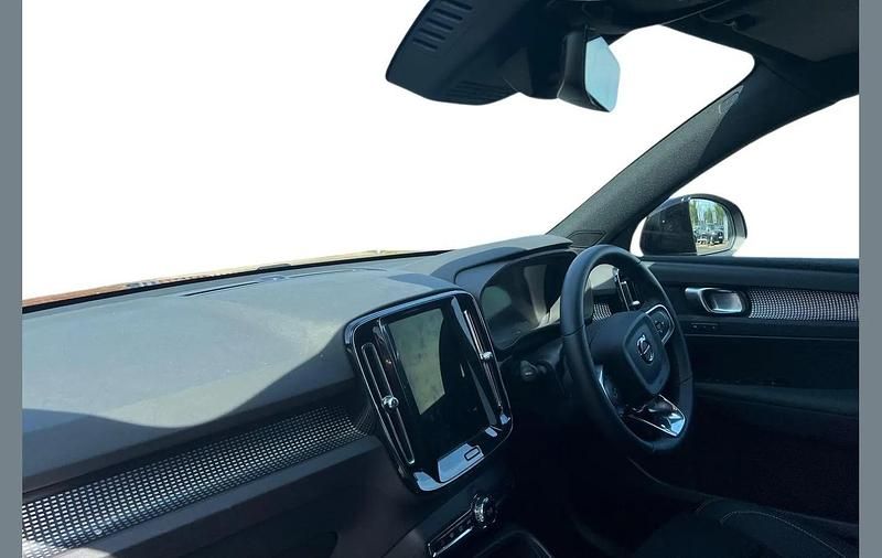 Used Volvo XC40 Plus 197 HP (144 kW) 2024 Black SUV