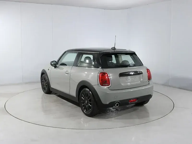 Used Mini Cooper Classic 136 HP (100 kW) 2019 Grey Hatchback