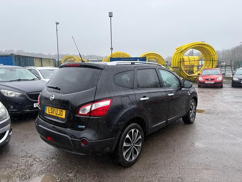 Used Nissan Qashqai +2 N-TEC 110 HP (80 kW) 2011 Black SUV