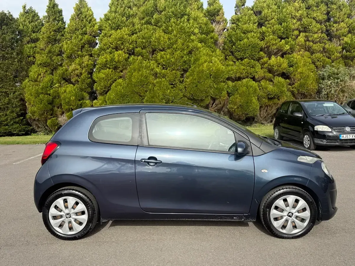 Used Citroën C1 Feel 82 HP (60 kW) 2016 Blue Hatchback