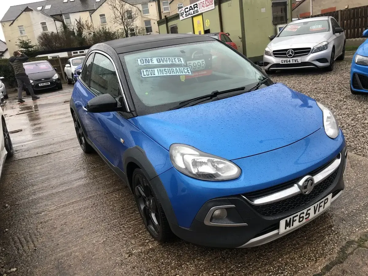 Used Vauxhall Adam Rocks 70 HP (51 kW) 2015 Blue Hatchback