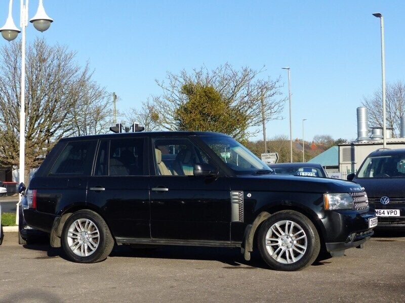 Santorini lack Used 2010 Land Rover Range Rover Vogue SUV | £6,975 (Fair price) - Image 1/4