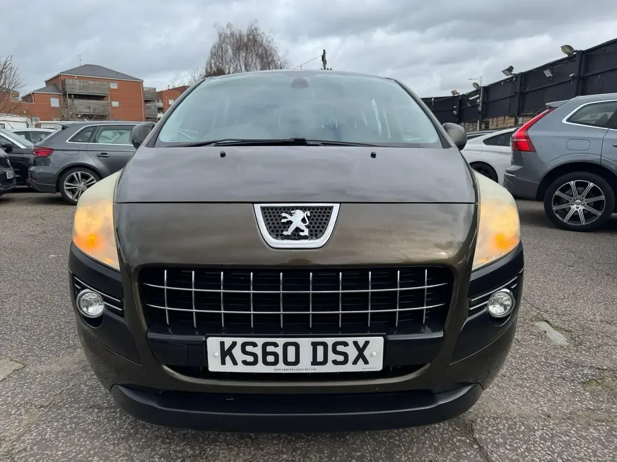 Gebraucht Peugeot 3008 Sport 112 PS (82 kW) 2011 Grün Kombi