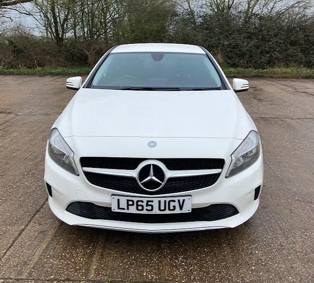 Used Mercedes A180 SE 2016 White Hatchback