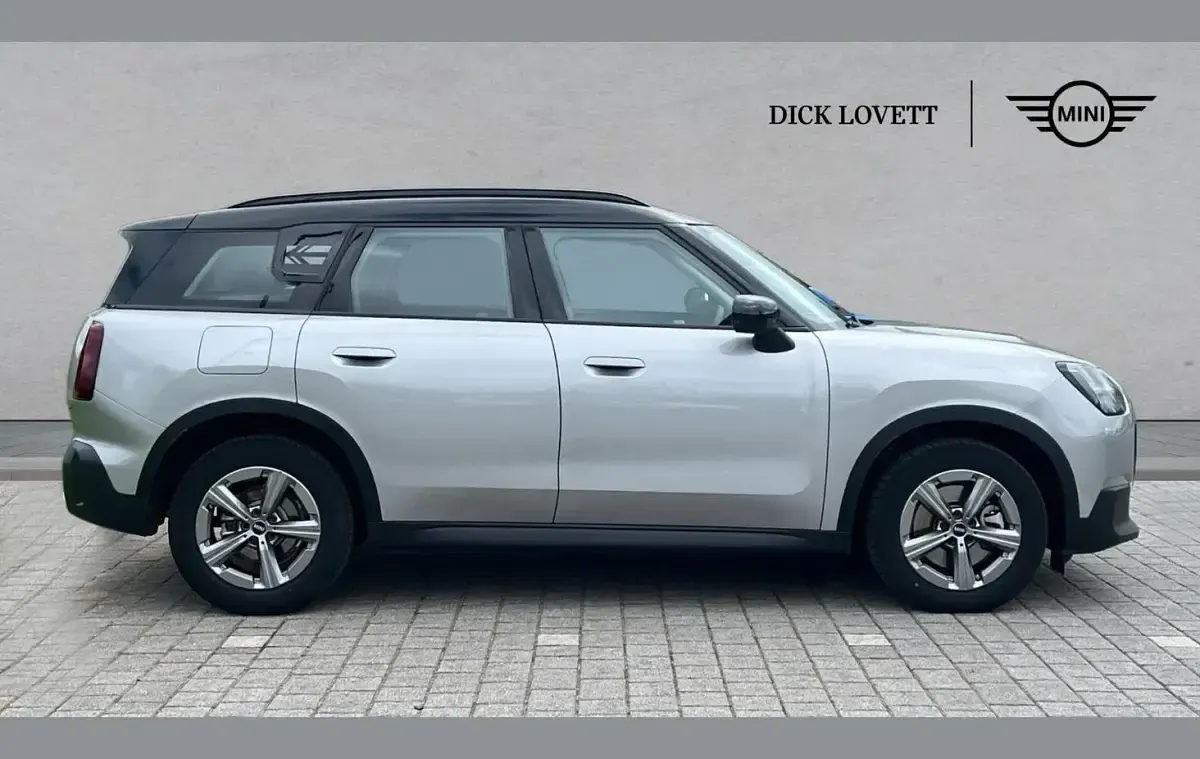 Used Mini Countryman Classic 168 HP (123 kW) 2025 Silver SUV