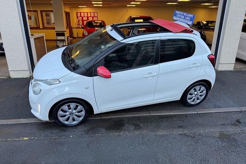 White Used 2015 Citroën C1 Feel Hatchback | £5,990 (Expensive) - Image 1/1