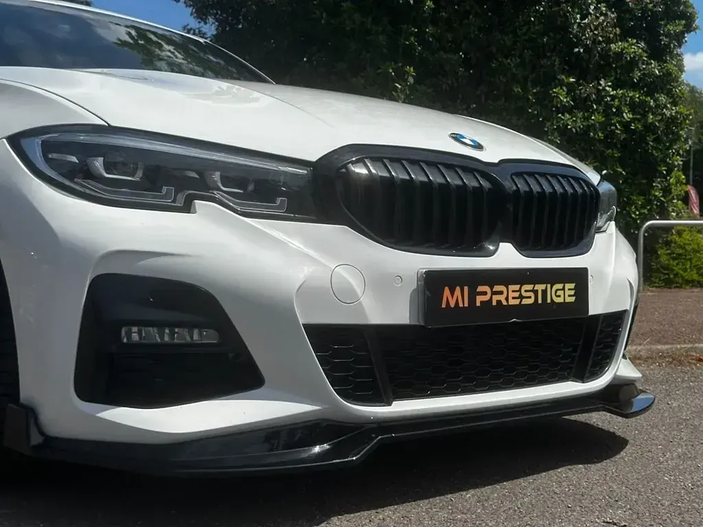 Used BMW 330 M Sport 258 HP (189 kW) 2020 Alpin white Sedan