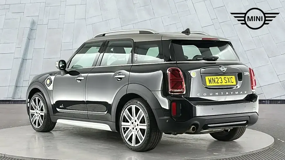 Used Mini Cooper S Countryman Exclusive 219 HP (161 kW) 2023 Black SUV
