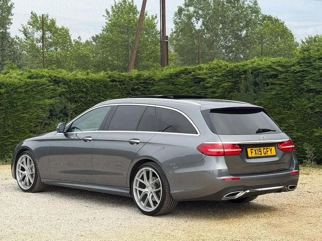 Used Mercedes E220 AMG line 194 HP (142 kW) 2019 Grey Estate