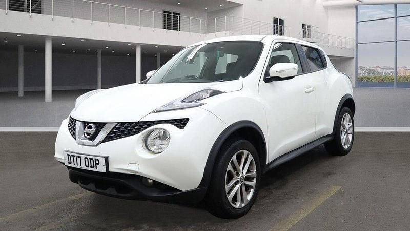Used Nissan Juke N-Connecta 115 HP (84 kW) 2017 White SUV