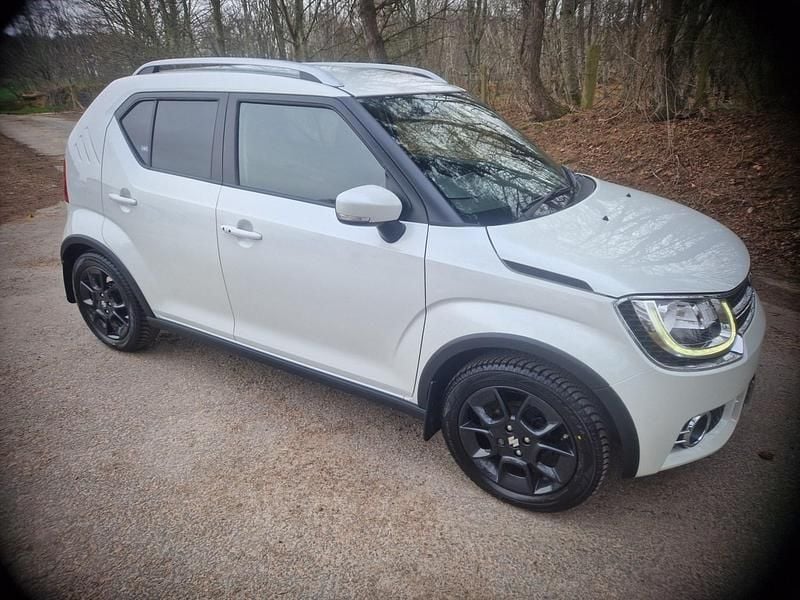 Used Suzuki Ignis SZ5 90 HP (66 kW) 2017 White SUV