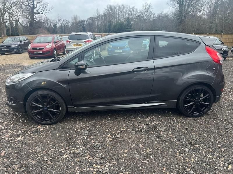 Used Ford Fiesta Zetec 2016 Grey Hatchback