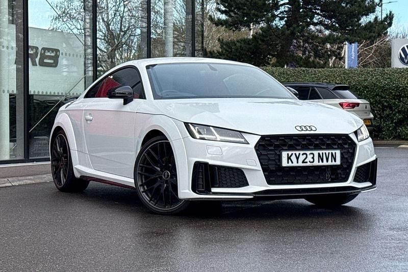 Used Audi TT Black Edition 197 HP (144 kW) 2023 White Coupe