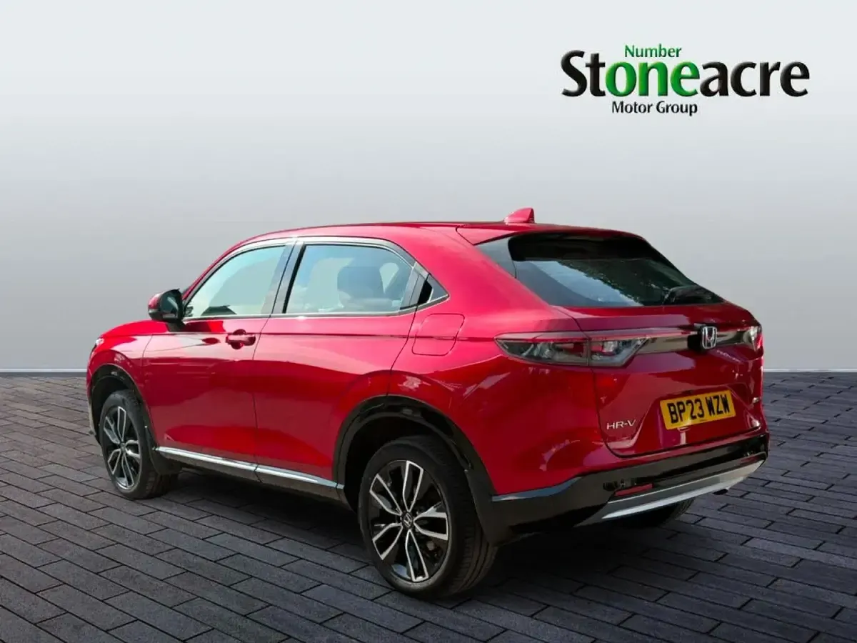 Used Honda HR-V Advance 131 HP (96 kW) 2023 Red SUV