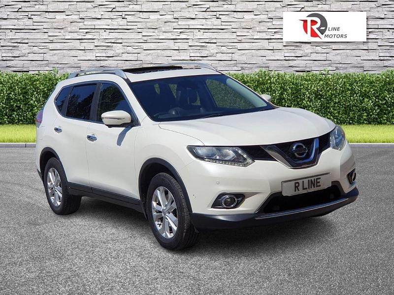 White Used 2016 Nissan X-Trail Tekna SUV | £8,795 (Fair price) - Image 1/3