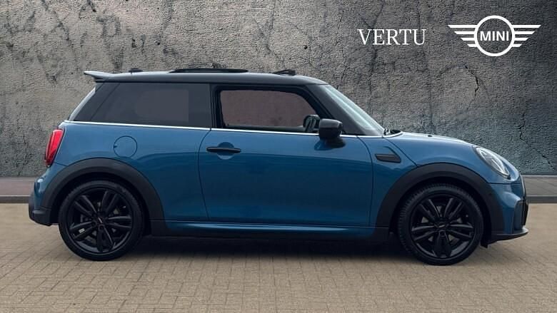 Used Mini Cooper Sport 136 HP (100 kW) 2023 Blue Hatchback