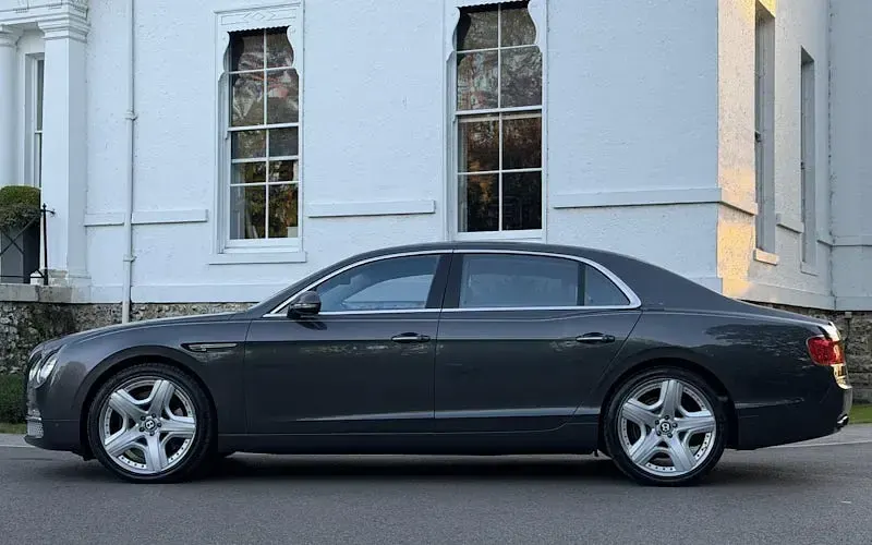 Used Bentley Flying Spur 625 HP (459 kW) 2017 Sedan