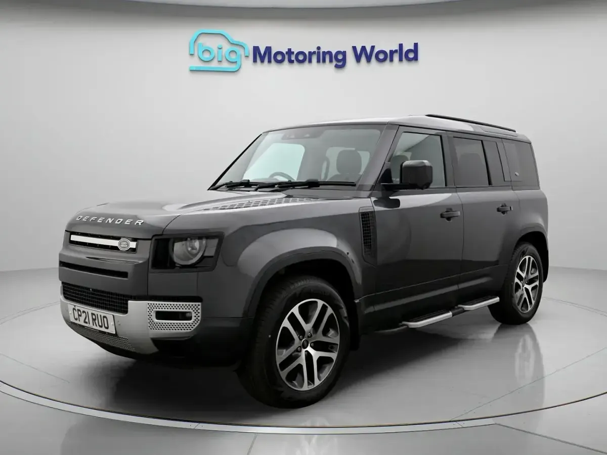 Used Land Rover Defender SE 246 HP (180 kW) 2021 SUV