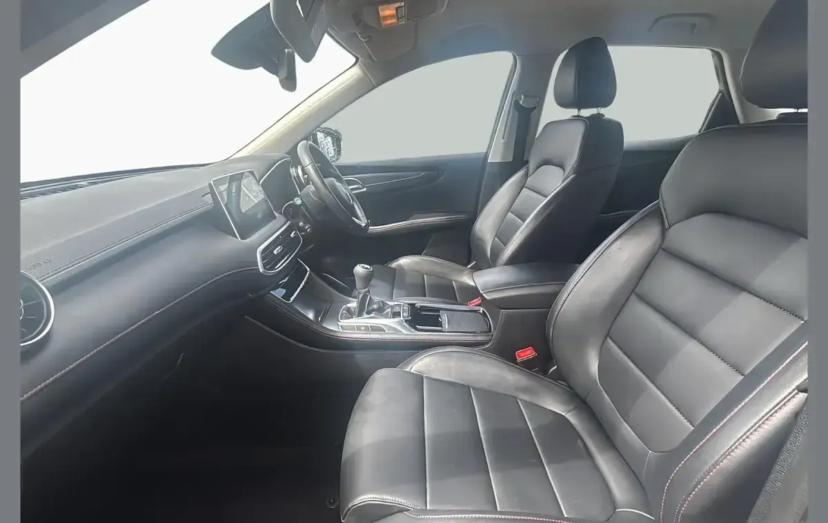Used MG HS Excite 162 HP (119 kW) 2023 Black SUV