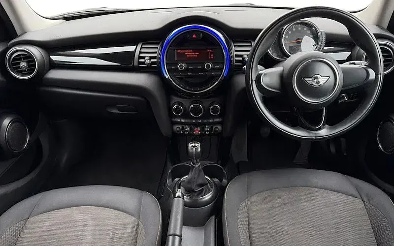 Used Mini Cooper Hatch 136 HP (100 kW) 2015 Black Hatchback