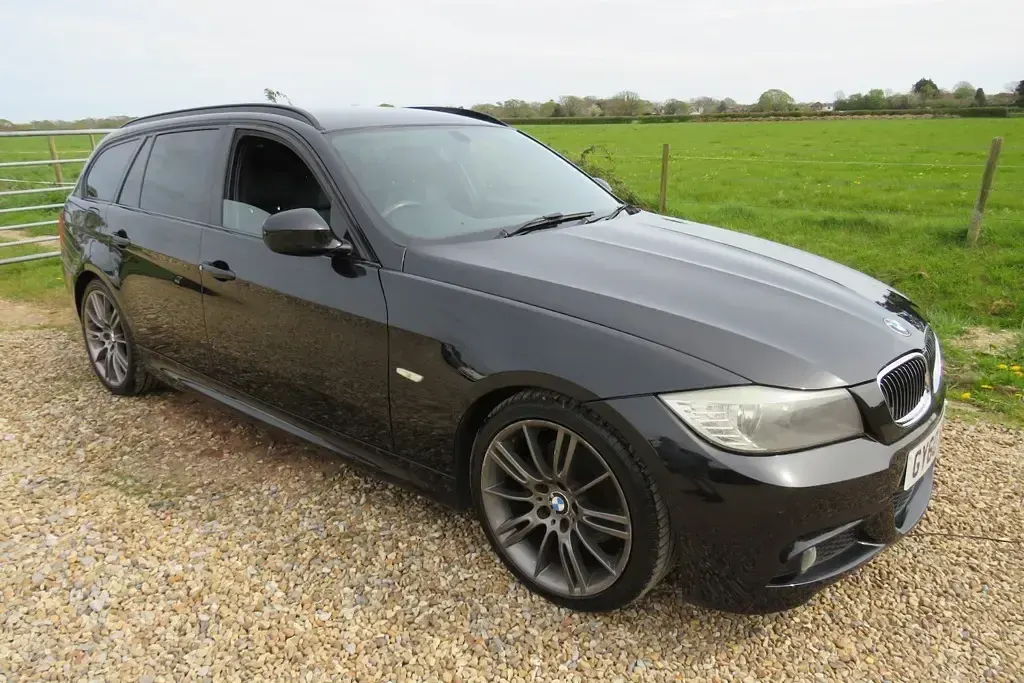 Used BMW 320 Sport Line 2010 Black Estate