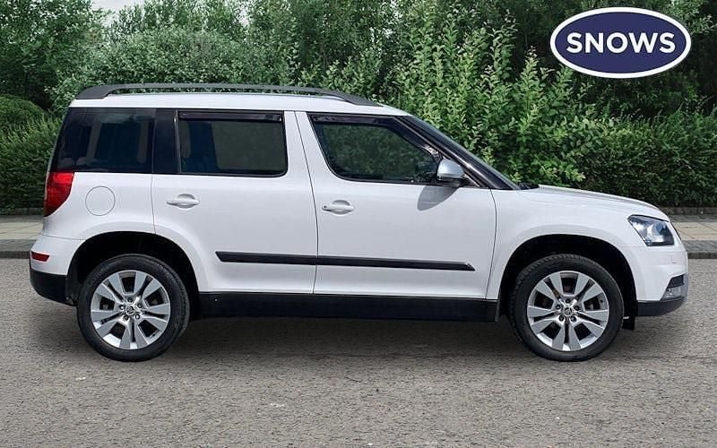 Used Skoda Yeti Outdoor SE L 150 HP (110 kW) 2016 White SUV