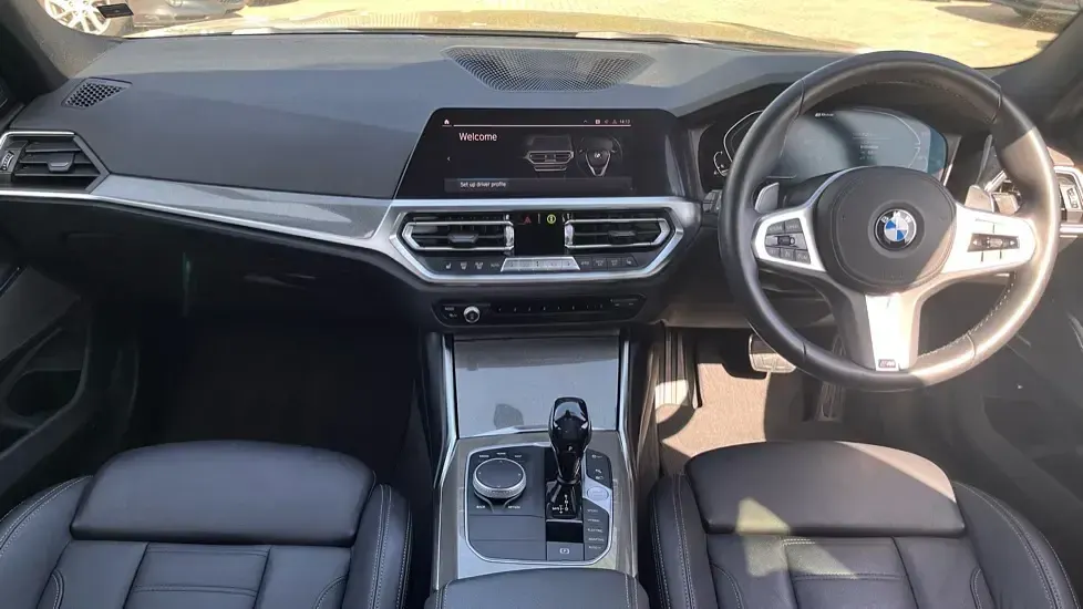 Usado BMW 330e M Sport 288 CV (211 kW) 2021 Gris
