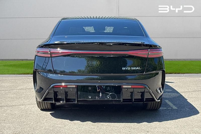 New BYD Seal Design 229 kW (312 HP) 2025 Black Sedan