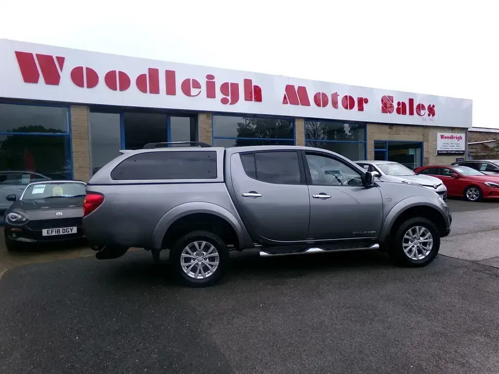 Used Mitsubishi L200 176 HP (129 kW) 2015 Grey Pickup