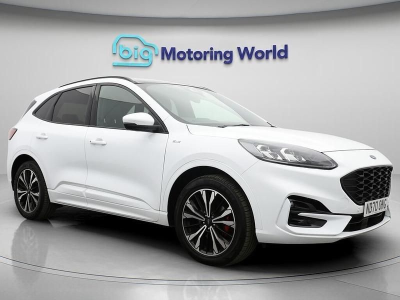 White Used 2020 Ford Kuga ST-Line X SUV | £17,000 (A bit pricey) - Image 1/4