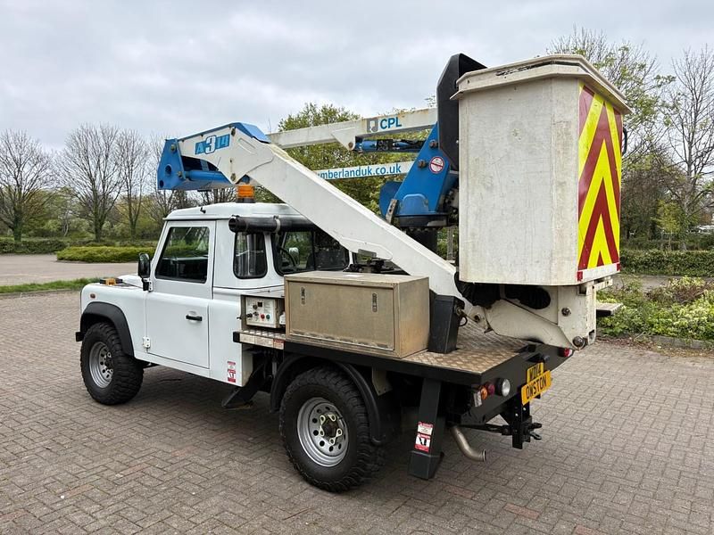 Used Land Rover Defender 2014 White Pickup