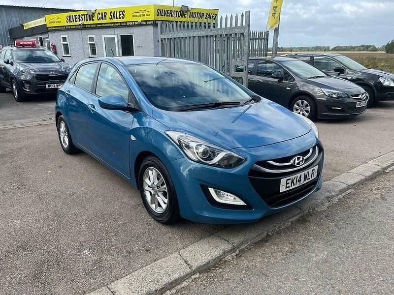 Blue Used 2014 Hyundai i30 Active Hatchback | £4,999 (Fair price) - Image 1/4