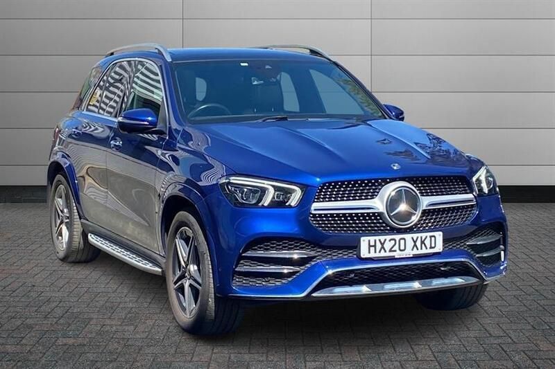 Brilliant blue Used 2020 Mercedes E300 AMG line Estate | £42,595 - Image 1/4