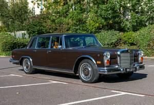 Begagnad Mercedes 600 250 HK (183 kW) 1970 Brun Sedan