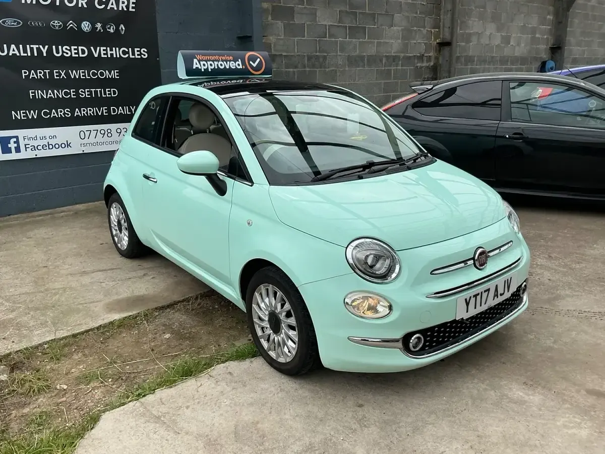Used Fiat 500 Lounge 69 HP (50 kW) 2017 Green Hatchback