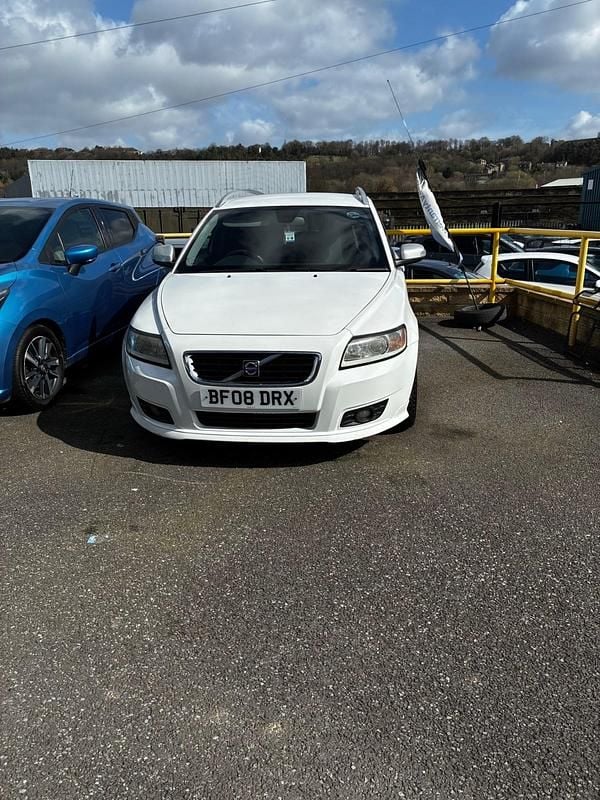 Used Volvo V50 SE 136 HP (100 kW) 2008 White Estate