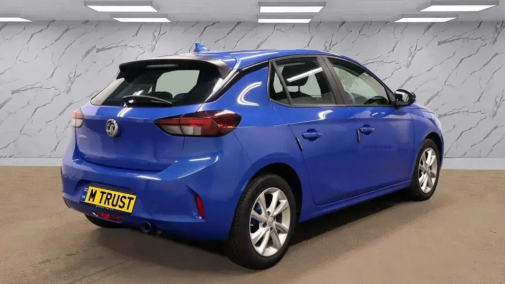 Second-hand Vauxhall Corsa 75 CP (55 kW) 2020 Albastru Hatchback