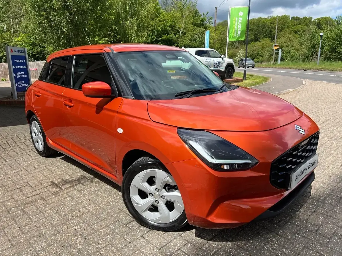 Used Suzuki Swift 82 HP (60 kW) 2025 Orange Hatchback
