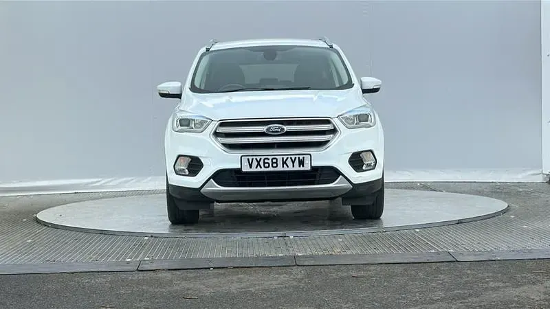 Used Ford Kuga Titanium 120 HP (88 kW) 2018 White SUV