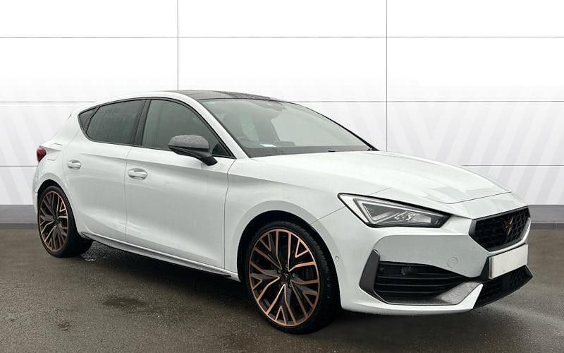 Used Cupra Leon VZ2 245 HP (180 kW) 2024 White Hatchback