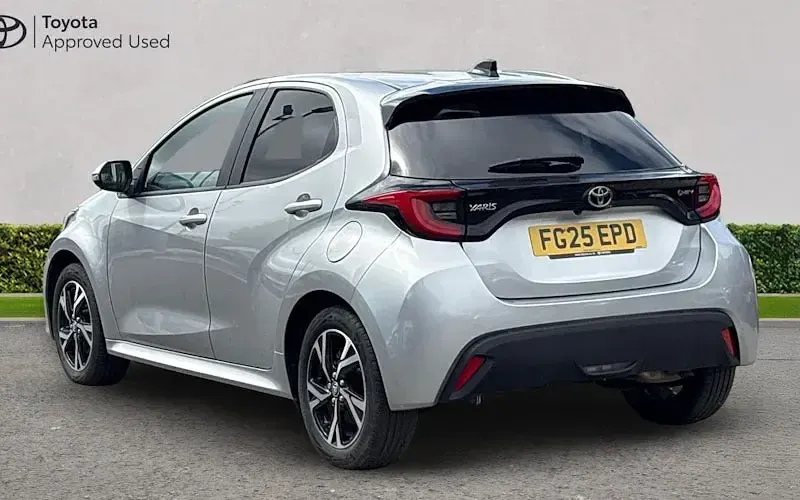 Used Toyota Yaris Design 116 HP (85 kW) 2025 Silver Hatchback